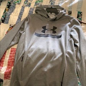 Men’s gray under armour sweatshirt